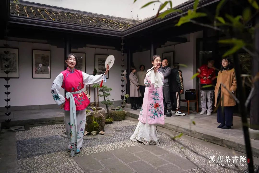 杭州茶書(shū)院?jiǎn)⒛?| 當(dāng)代「韓熙載夜宴」，復(fù)現(xiàn)中國(guó)文人雅趣生活插圖8